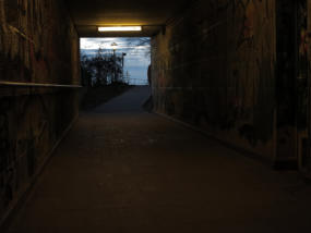 Wedel, Haus-Durchgang an der Elbe 